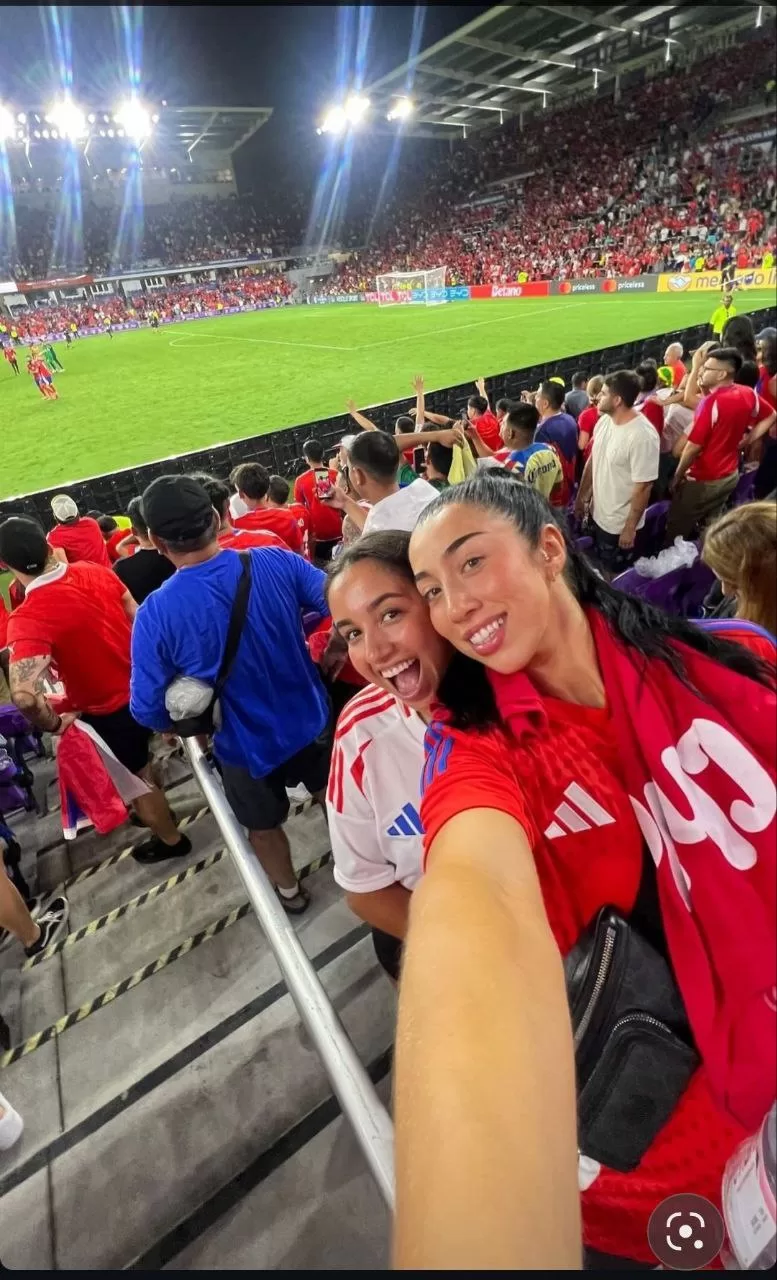 Indi Hartwell La Roja