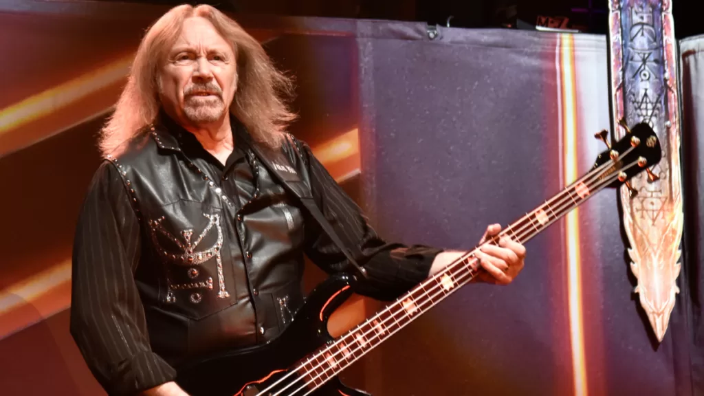 Ian Hill