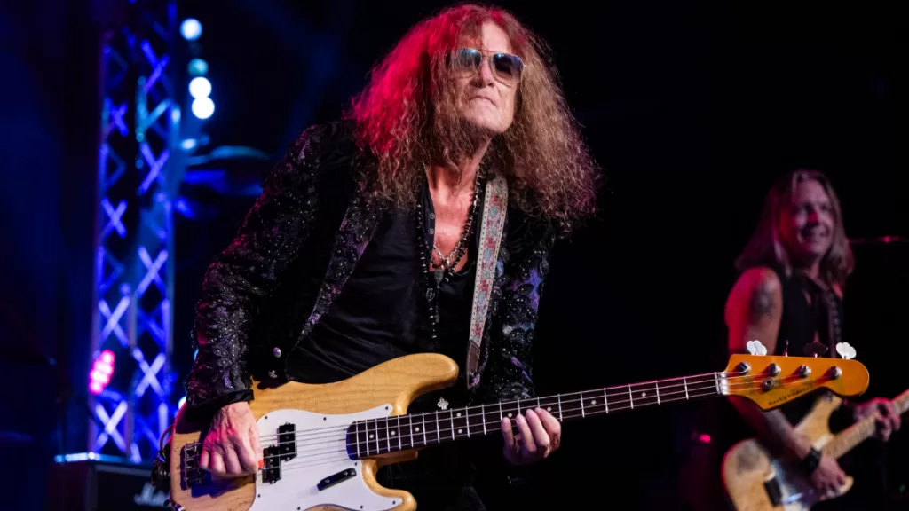 Glenn Hughes