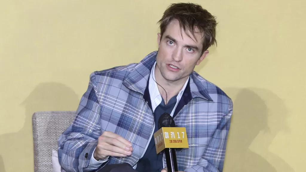 Robert Pattinson (1)