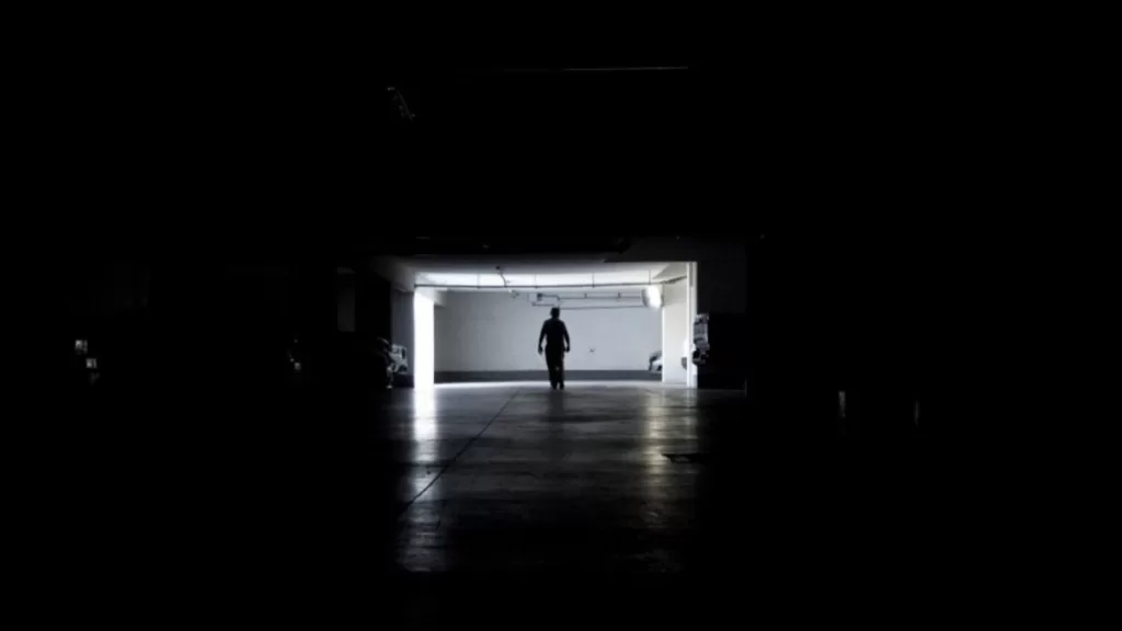 Corte De Luz Toque De Queda Web