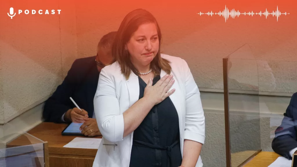 Paulina Vodanovic Pqn 04 Febrero Card Web