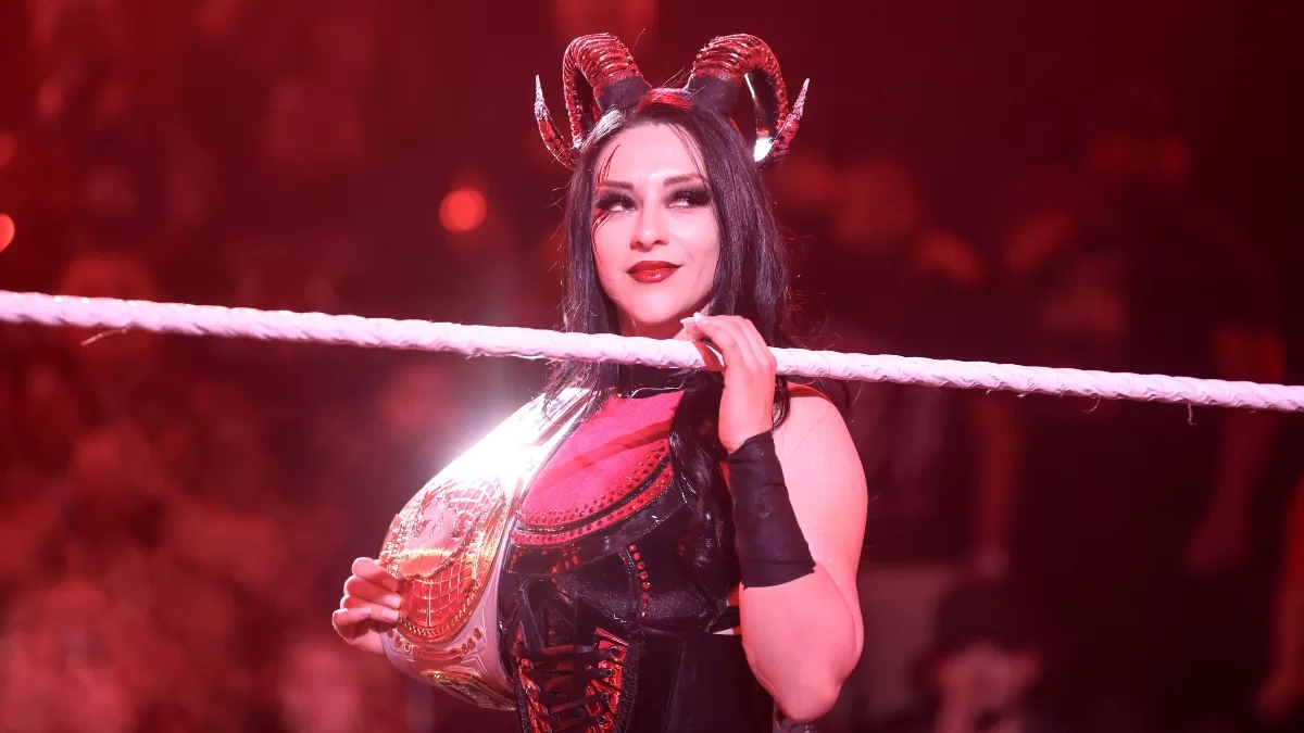 La leyenda mundial de la WWE que fue clave en el fichaje de la campeona