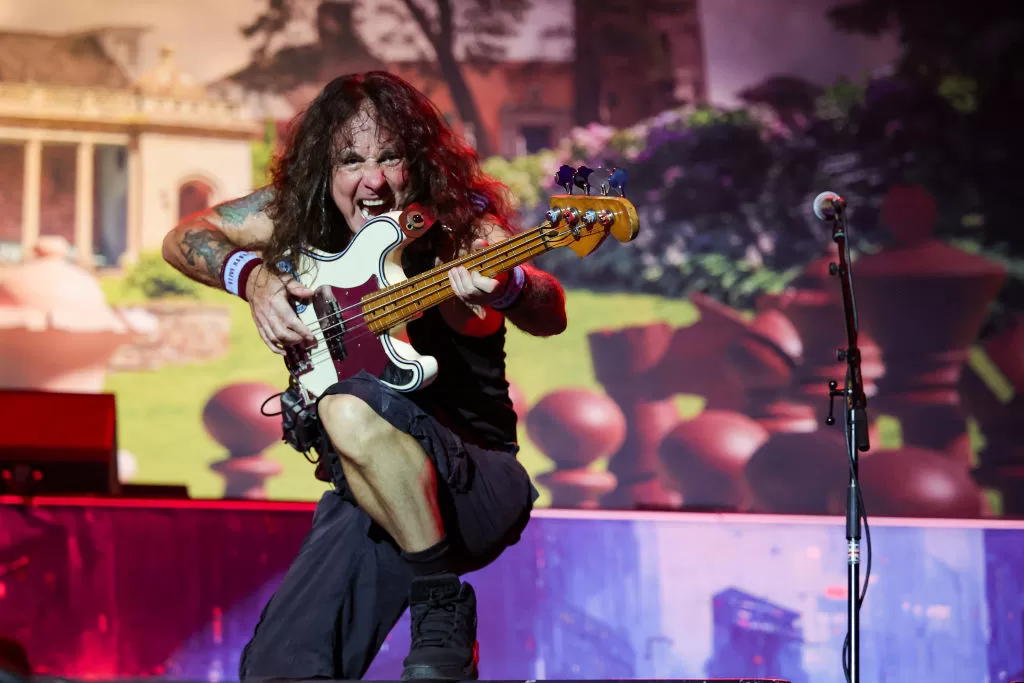 Steve Harris 