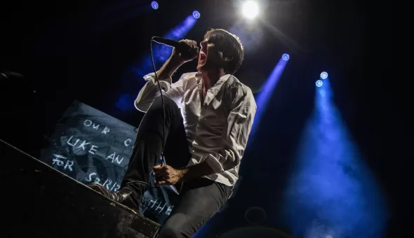 Suede en Chile 2025: Descontrol, refinamiento y rock británico en su máxima expresión