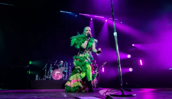 Garbage en Chile 2025: Ritual de la extravagancia, entre distorsión y devoción