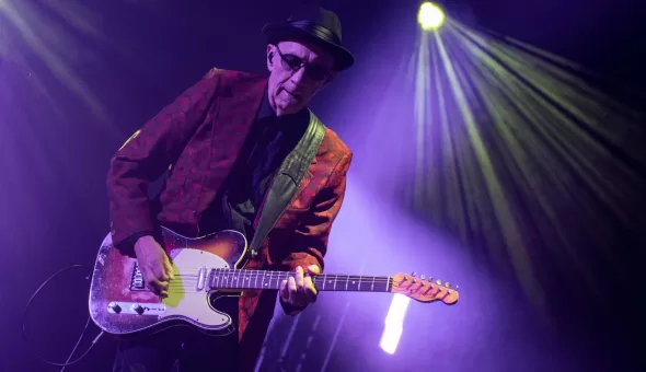 Garbage en Chile 2025: Ritual de la extravagancia, entre distorsión y devoción