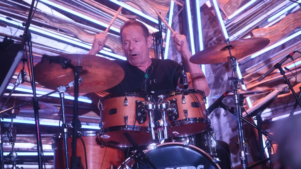 Simon Kirke