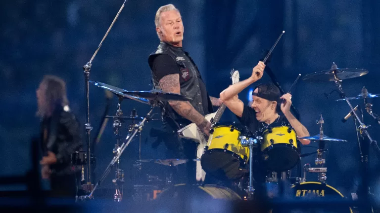 M72 TOUR WEB
