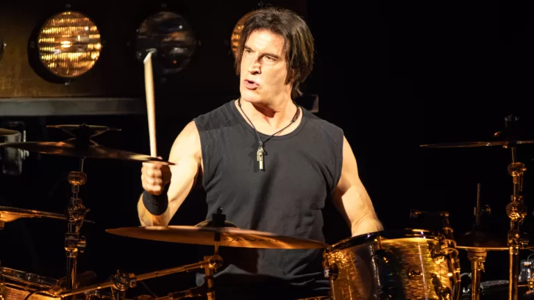 SEAN KINNEY WEB