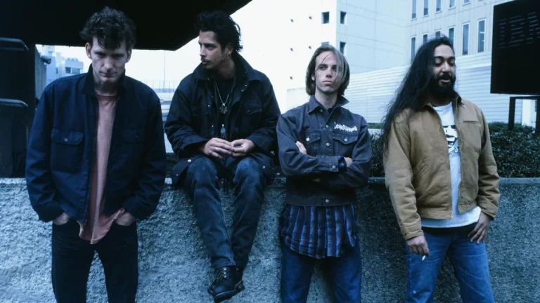 SOUNDGARDEN WEB (1)