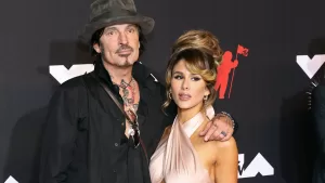 TOMMY LEE WEB