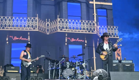Glastonbury 2025 – Día 3 // The Libertines, Wolf Alice & Rod Stewart: La armada británica