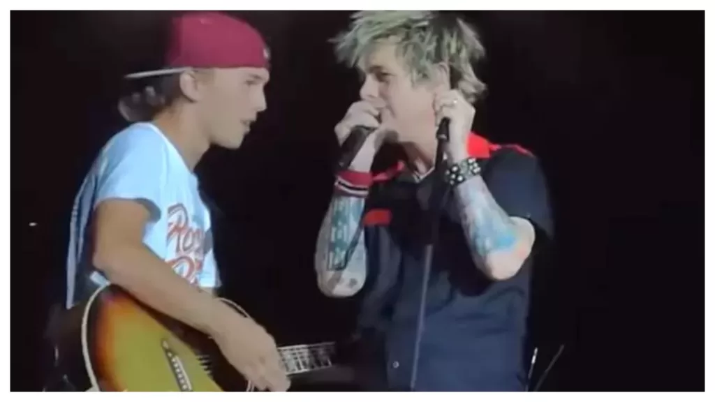 Green Day expulsa a fan por tocar Wonderwall