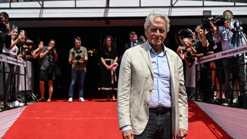 Michael Douglas Se Retira_ _No Quiero Ser Uno De Esos Que Caen Muertos En El Set_