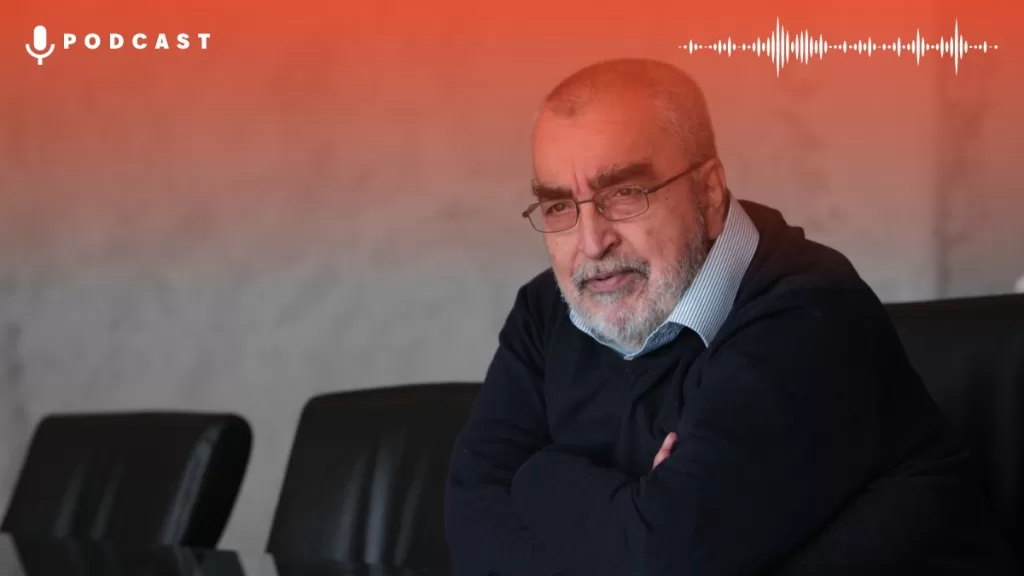 Enrique Correa Biografia Card Web