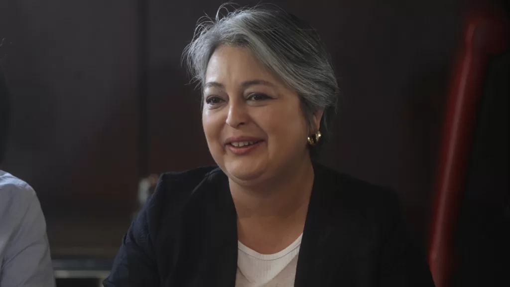 Jeannette Jara Encuestas Web