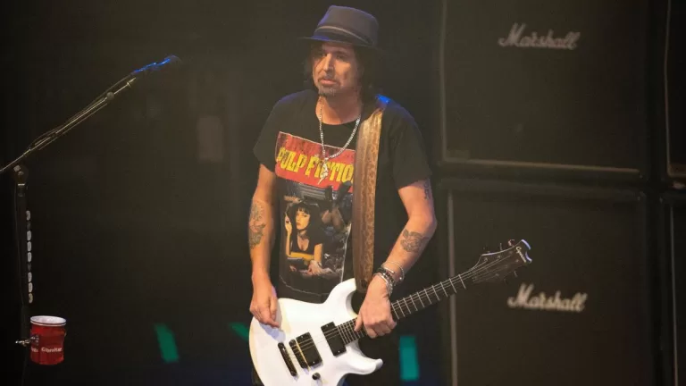 Phil Campbell