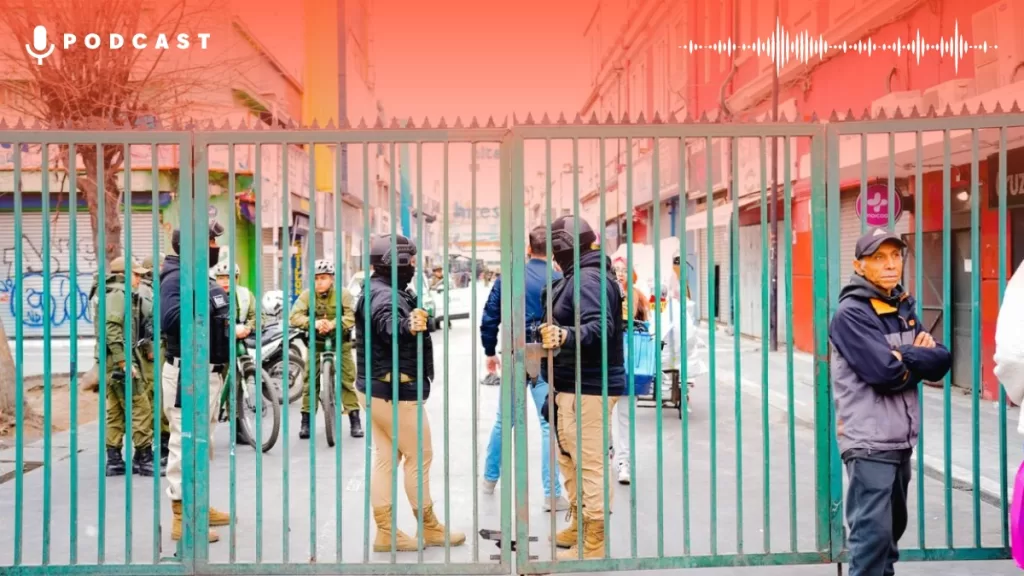 Barrio Meiggs Sin Toldos Azules Card Web