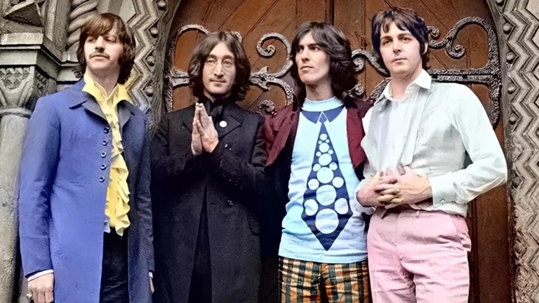 Beatles 1968 Parque Coloreada Web