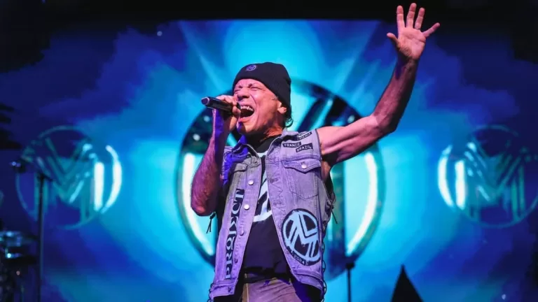 Bruce Dickinson 2025 Web