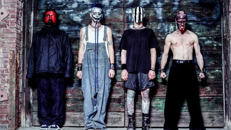 Mudvayne Hurt People Hurt People