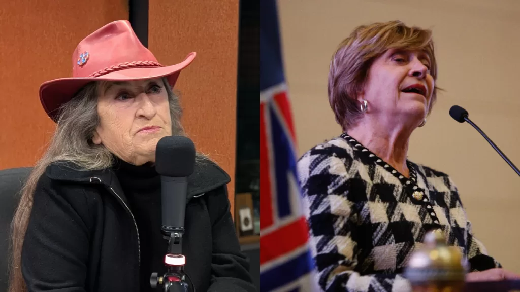 Pia Barros Evelyn Matthei Web