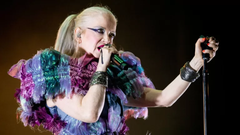 Shirley Manson Esta De Cumpleaños