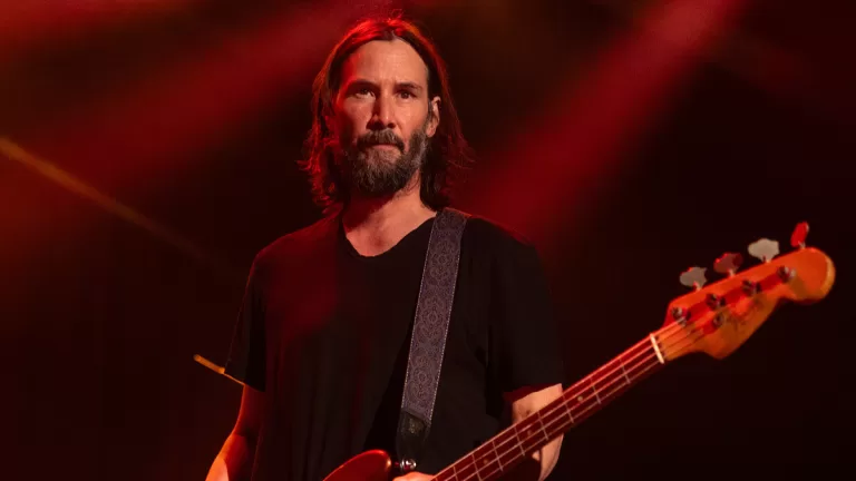 Keanu Reeves Dogstar