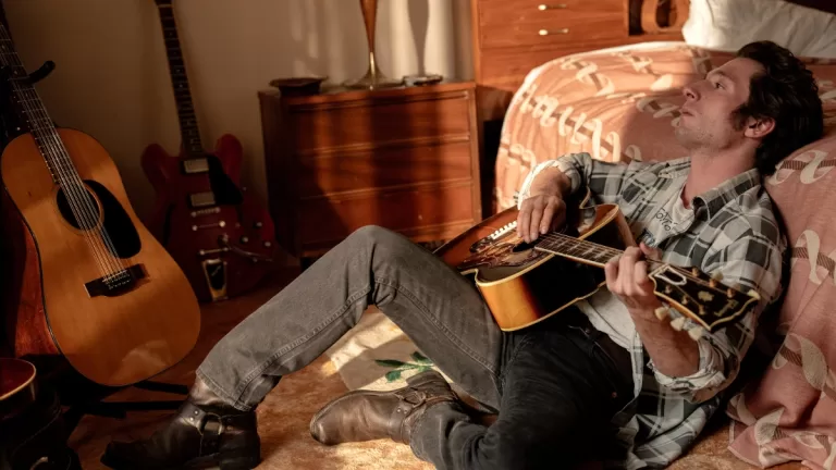 Jeremy Allen White Deliver Me From Nowhere Web