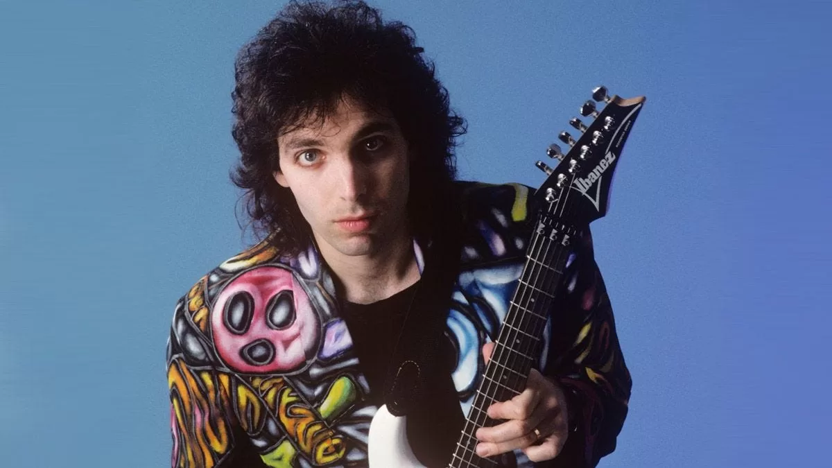 Logrando la fama desde la guitarra: 