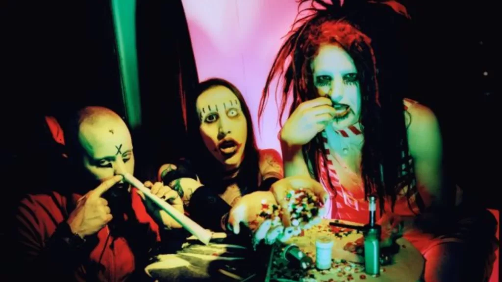 Marilyn Manson Smell Like Children