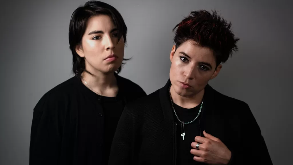 Frank’s White Canvas