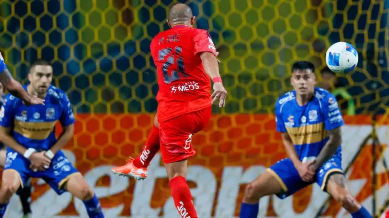 U de Chile vs Everton