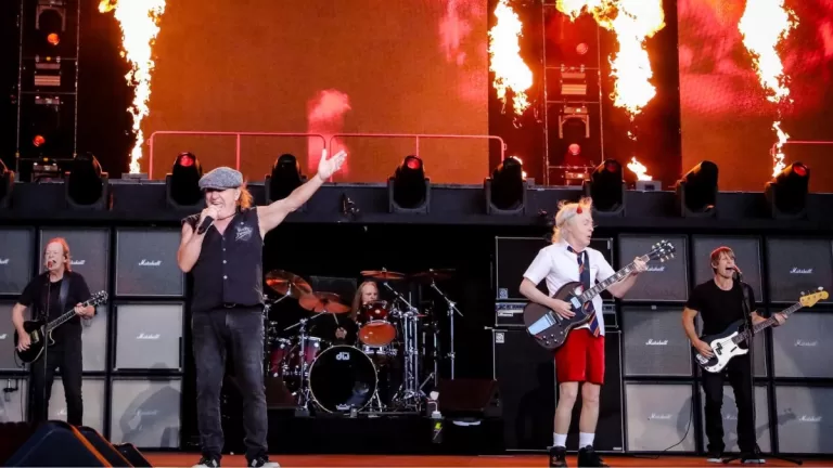 Ac Dc 2025 En Vivo Banda Web