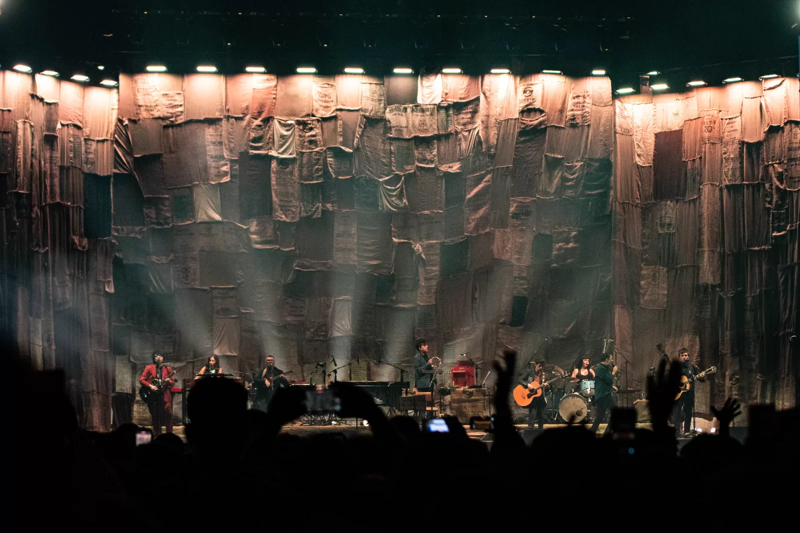 Los Bunkers Movistar Arena 01