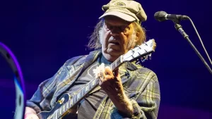 Neil Young 2025 Glastonbury Web