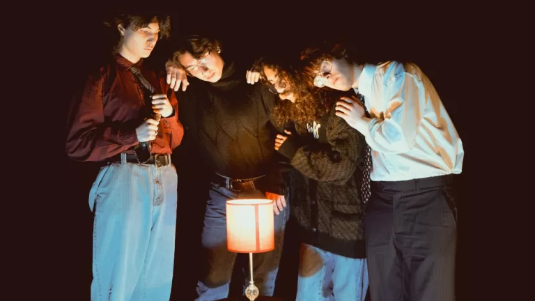 Todos Mis Amigos Estan Tristes