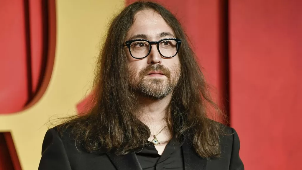Sean Lennon