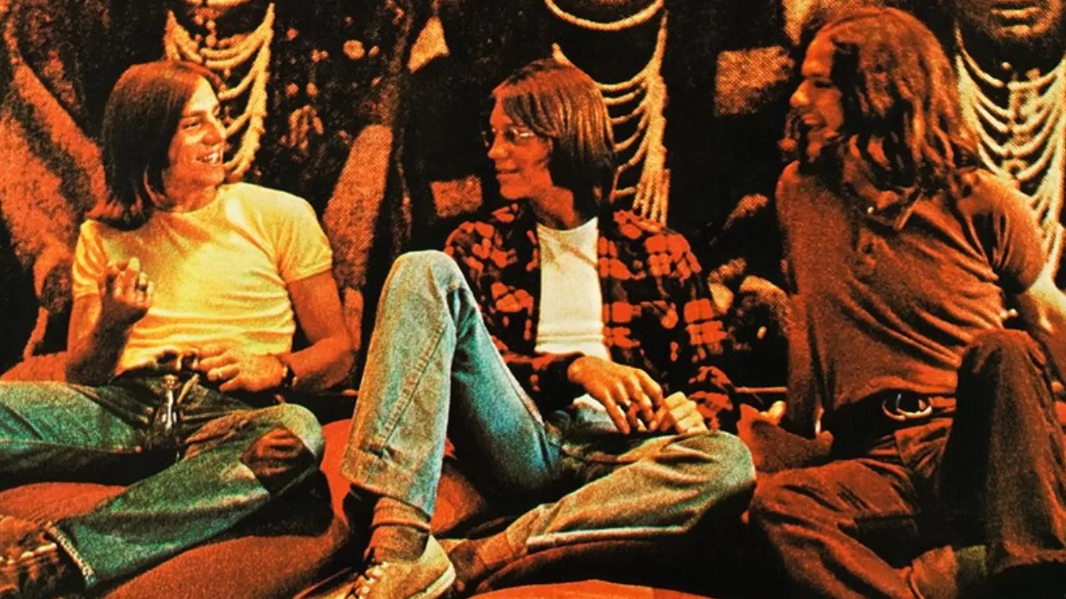 Cómo America marcó un antes y un después con su álbum debut — Futuro Chile