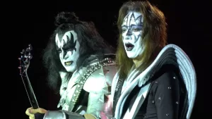 Gene Simmons Ace Frehley 2000 Web