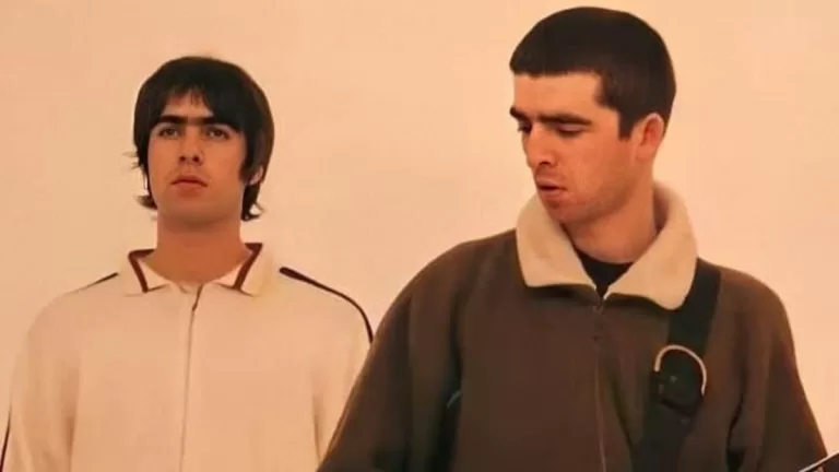 Oasis 1994 Gallagher Whatever Web