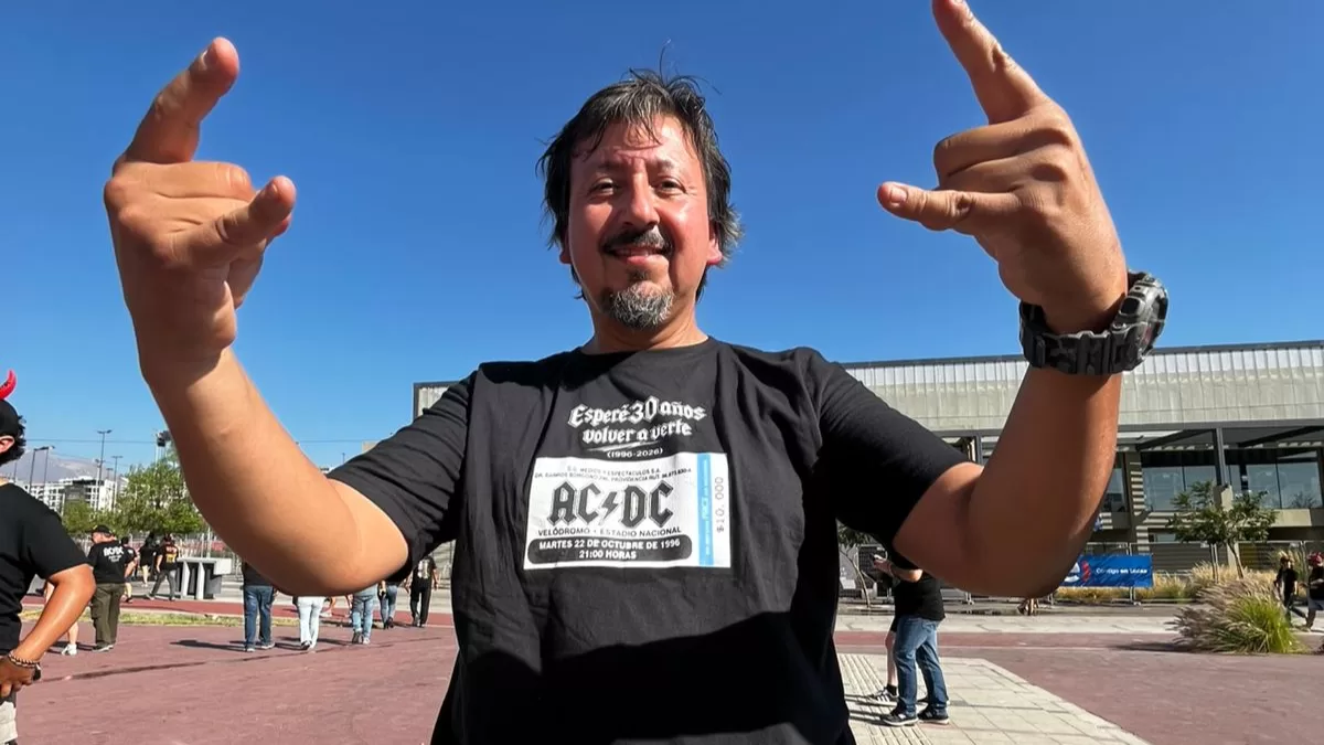 AC/DC en Chile: 30 años después contó su historia: la original polera ...