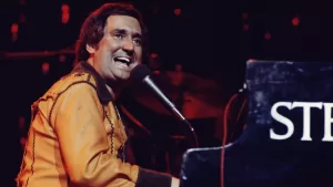 Neil Sedaka 1977 Getty Web
