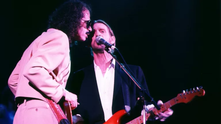 Alex Ligertwood Carlos Santana Web