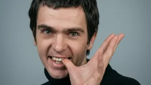 Peter Gabriel 1980 Alta Web