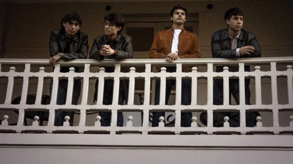 Del Otro Balcon