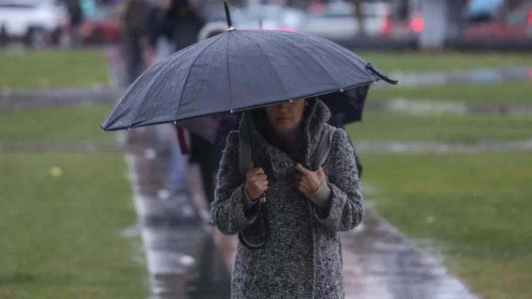 Lluvia Santiago