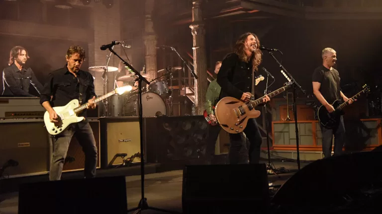 Foo Fighters (1)