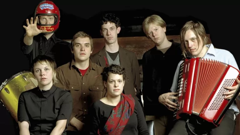 Arcade Fire 2004 Web